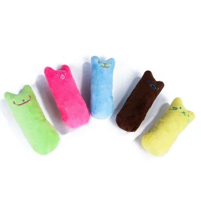 Jouet interactif en peluche à la menthe pour chat, avec son, à mâcher et à griffer 2