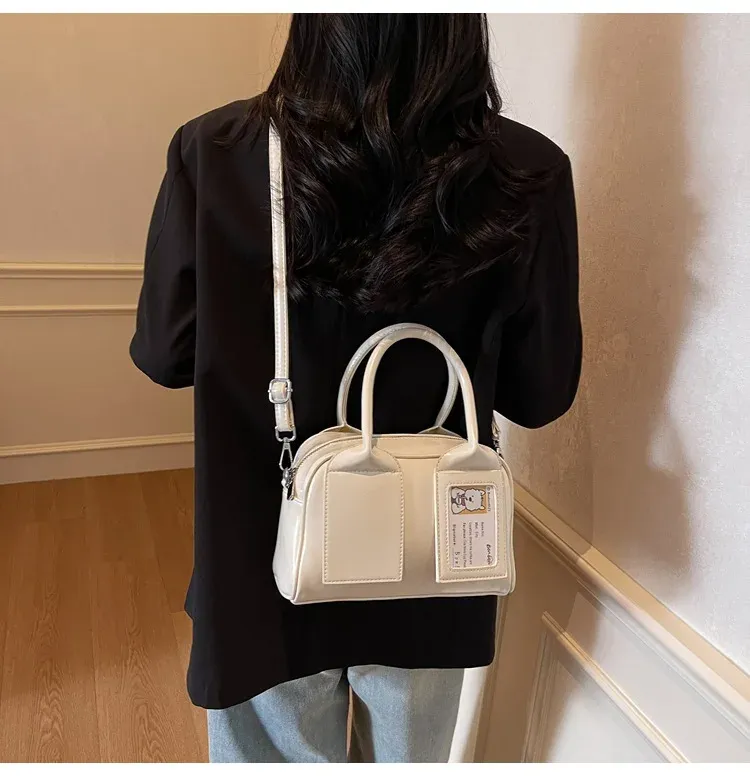 Sac dans une tenue urbaine