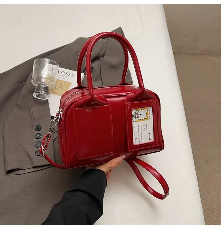 Sac dans un décor urbain