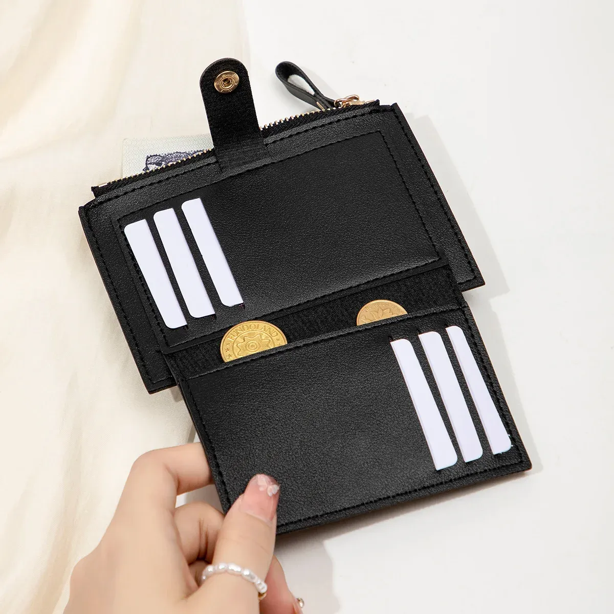 Porte-cartes court pour femme minimaliste et tendance, ultra-fin, mini portefeuille en similicuir PU 2