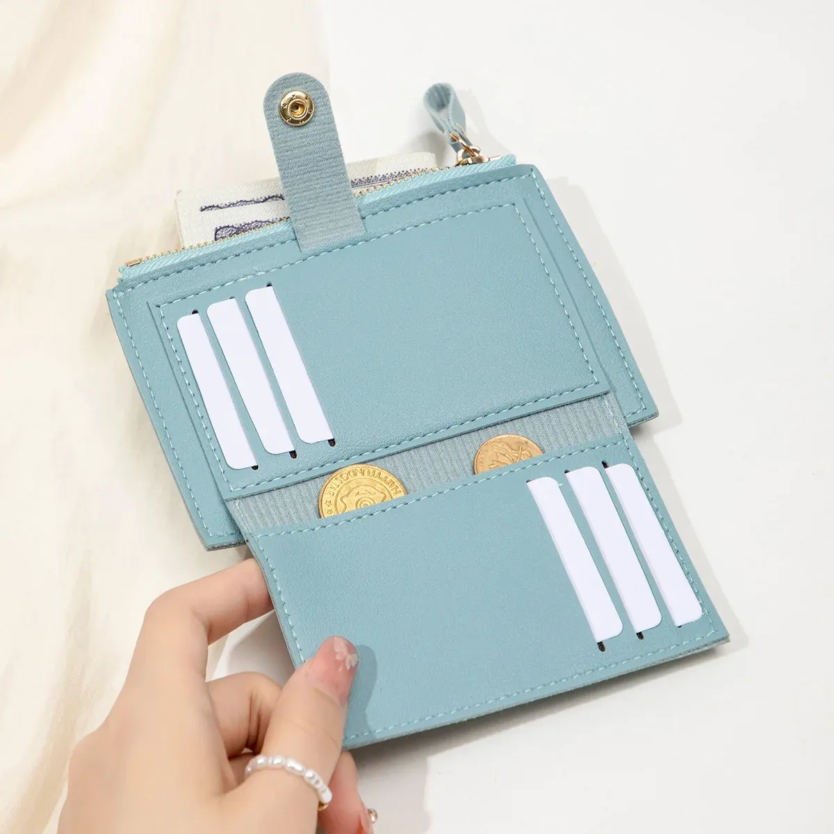 Porte-cartes femme, ouverture