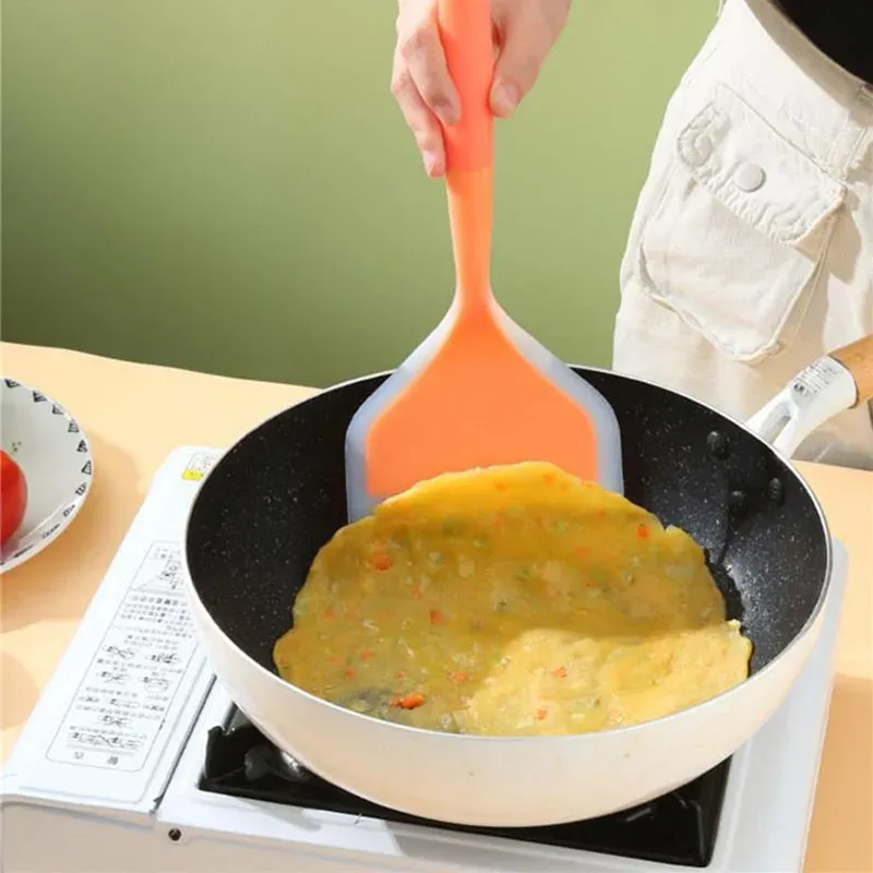 Ustensiles de cuisine polyvalents