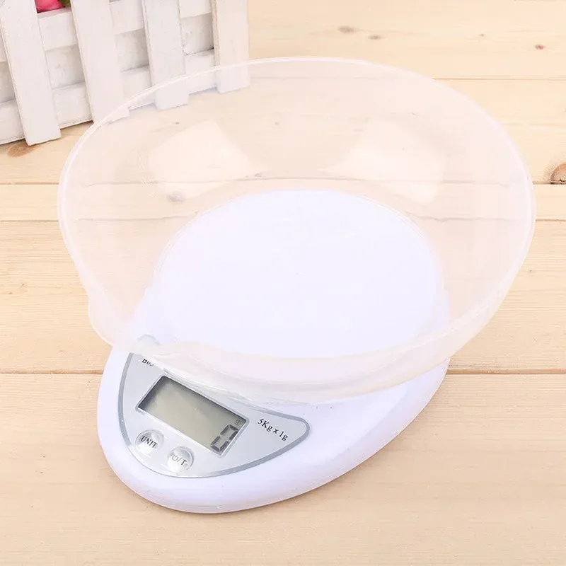 Balance numérique portable LED 5 kg avec plateau 7