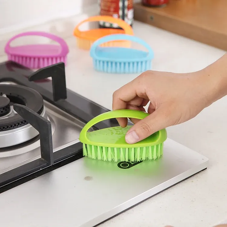 Brosse de nettoyage multifonctionnelle, finition soignée