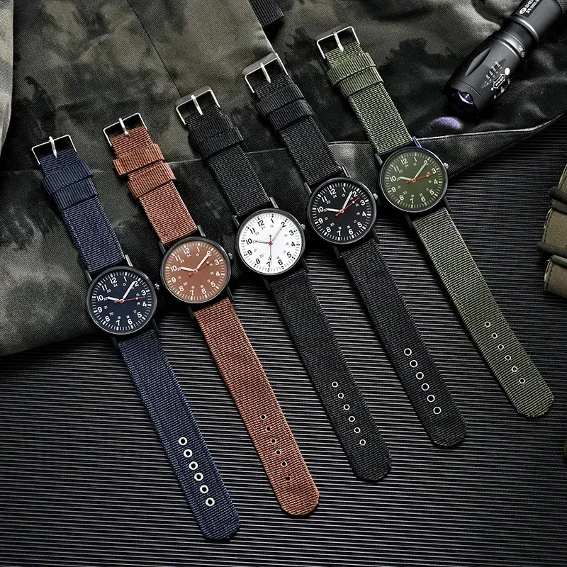 Montre mécanique à remontage manuel pour homme, design de luxe en alliage, cadran lumineux et compact 6