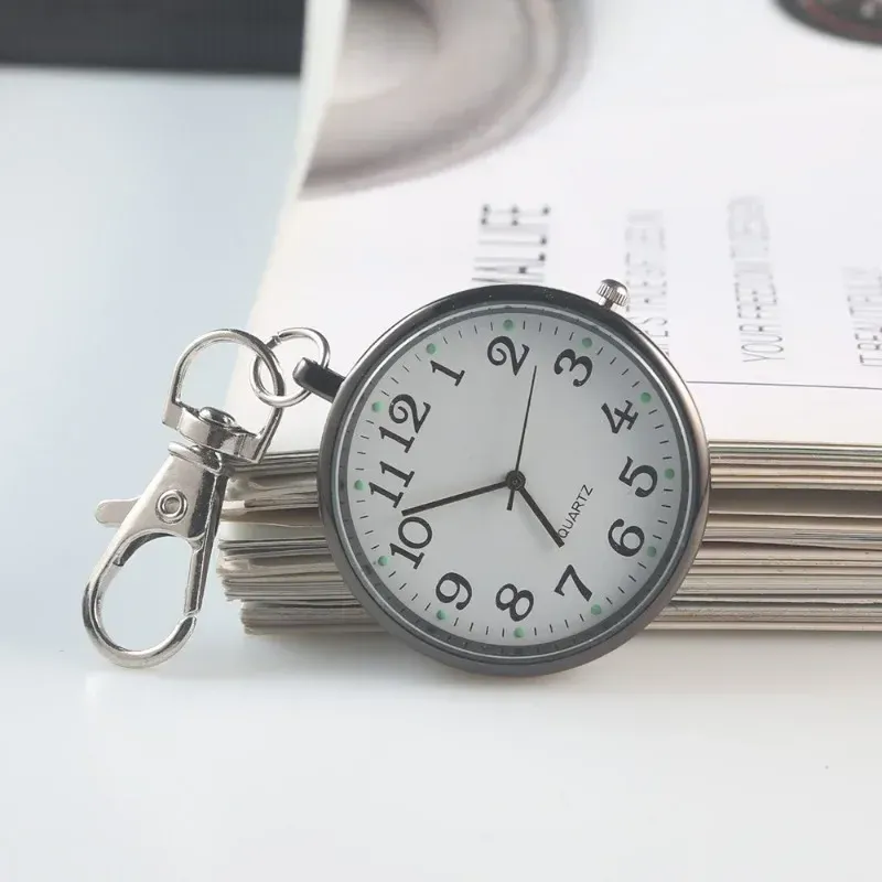 Montre minimaliste à quartz pour hommes et femmes, avec porte-clés, petite montre de poche miniature 7