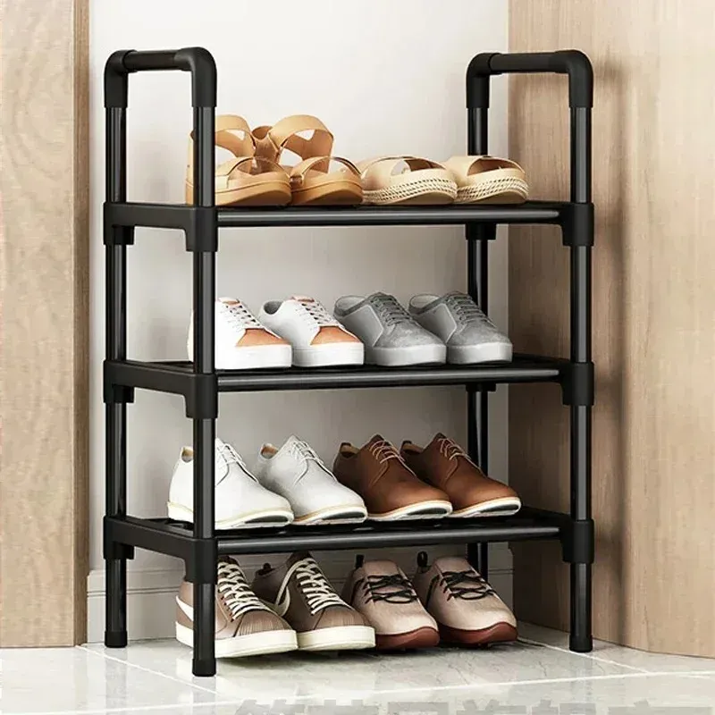 Détail du design du meuble à chaussures noir