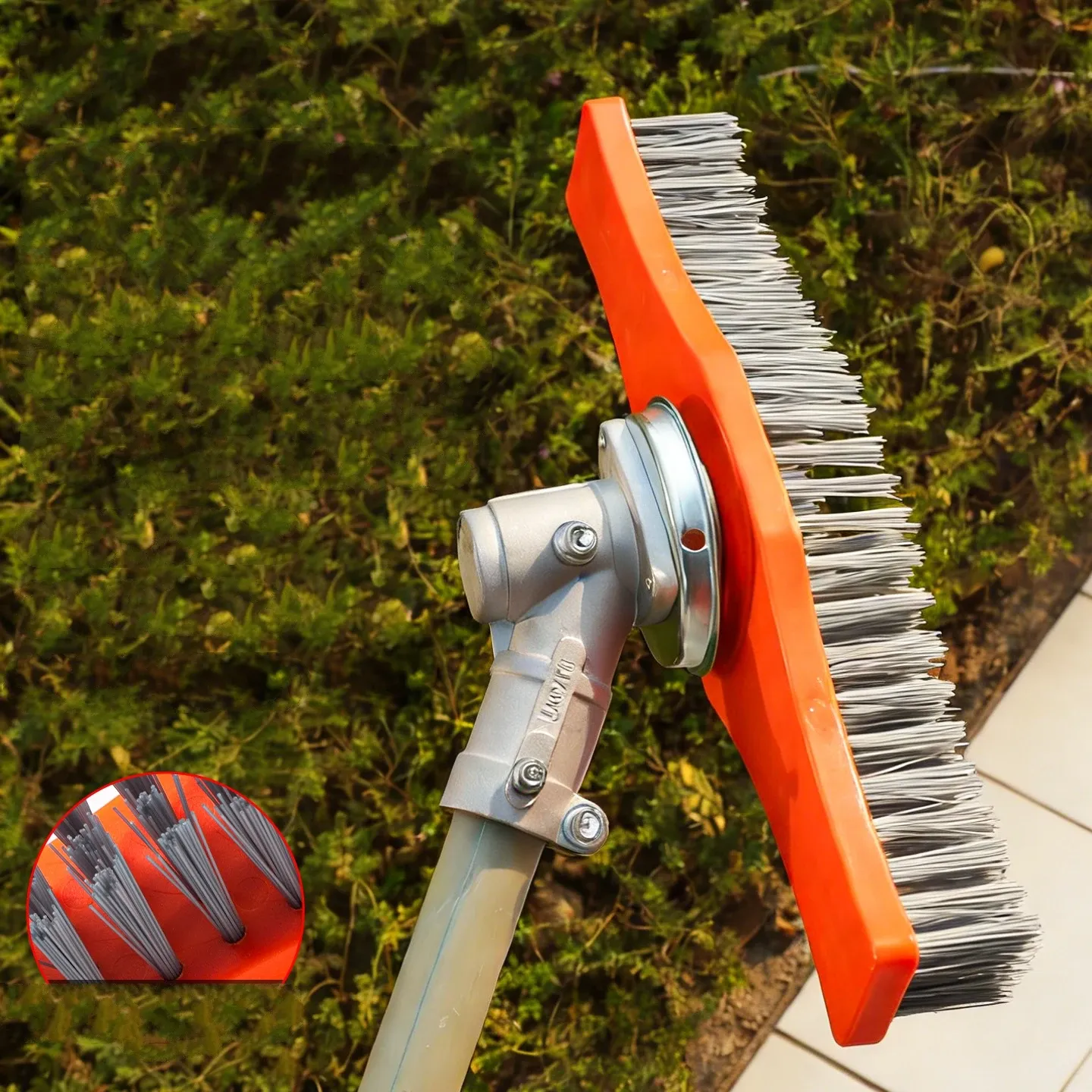 Brosse de nettoyage pour tondeuse à gazon avec manche réglable, désherbeur haute performance pour terrasse et joints de carrelage 2