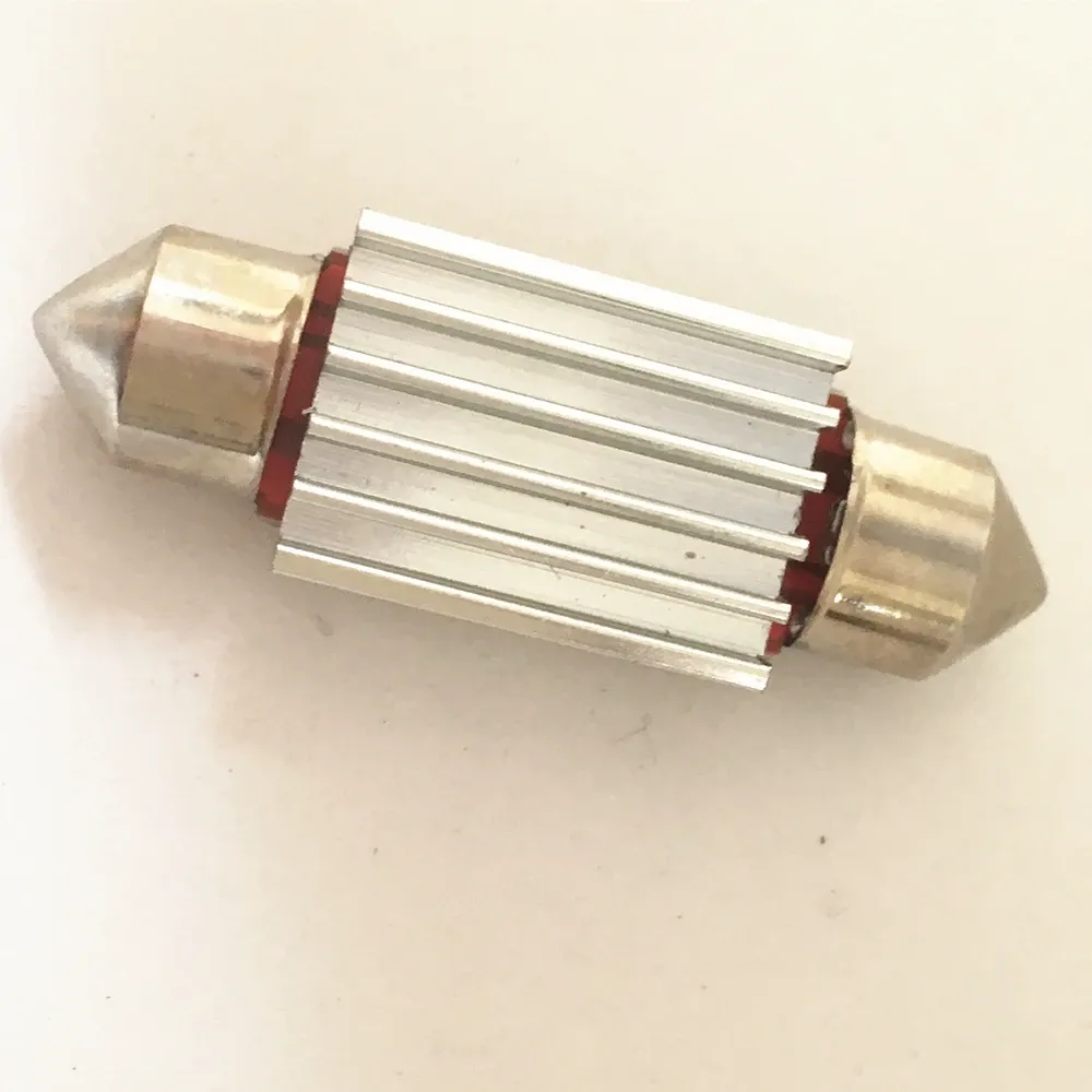 Lampe LED de plafonnier automobile, finition soignée