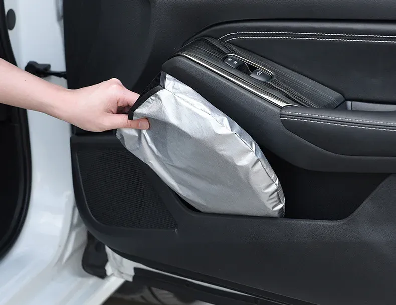 Accessoire intérieur de protection solaire