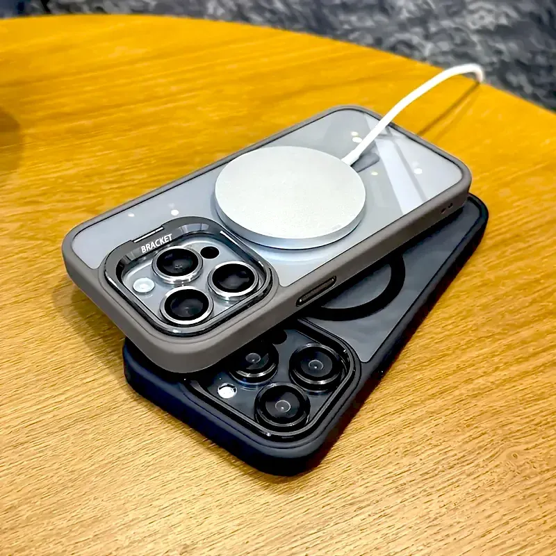 Détail de la transparence de la coque