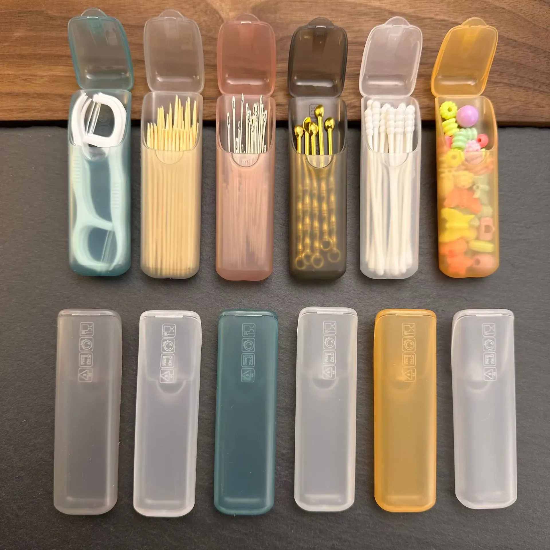 Lot de 4 mini boîtes de rangement portables pour voyage : organiseurs pour cure-dents, fil dentaire, pilules et bijoux - Image 1