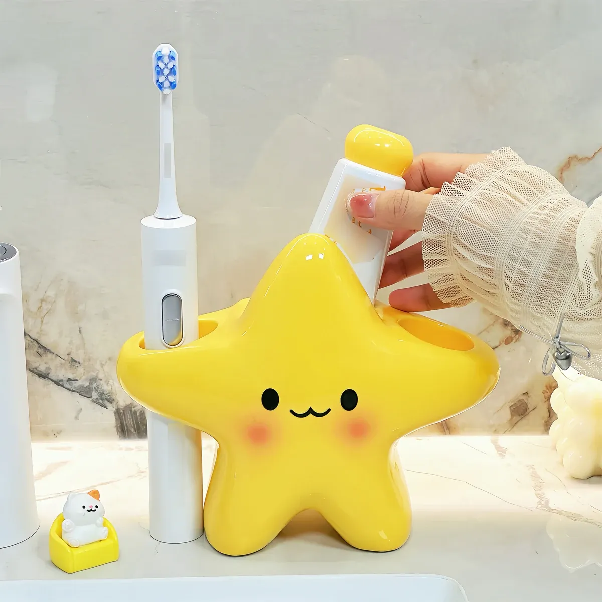 Porte-brosse à dents en forme d'étoile autoportant avec motif de visage mignon, organisateur de salle de bain pour brosse à dents et dentifrice 6