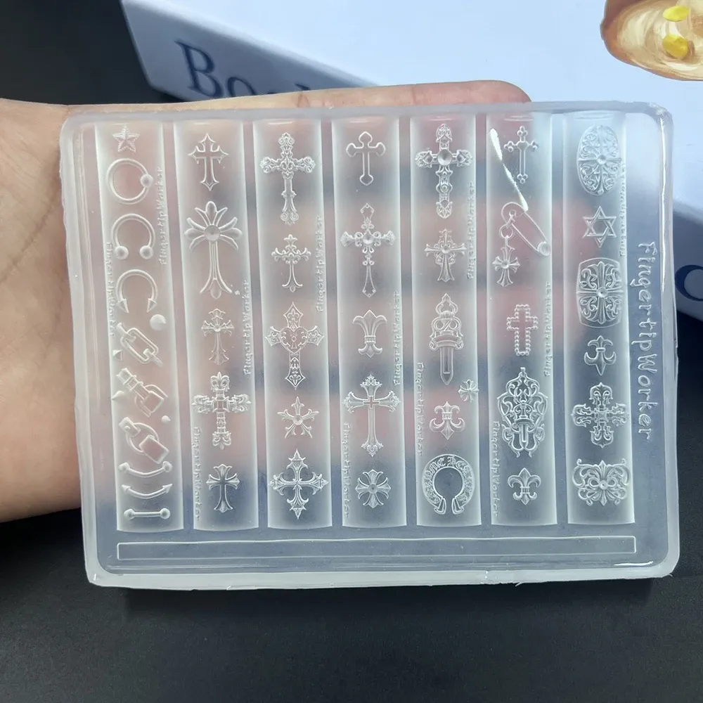 Moule 3D gothique en silicone transparent pour nail art à rivets, décoration DIY de lettres punk en relief, 11,5 x 9 cm, outil de manucure pour breloques d'ongles 8