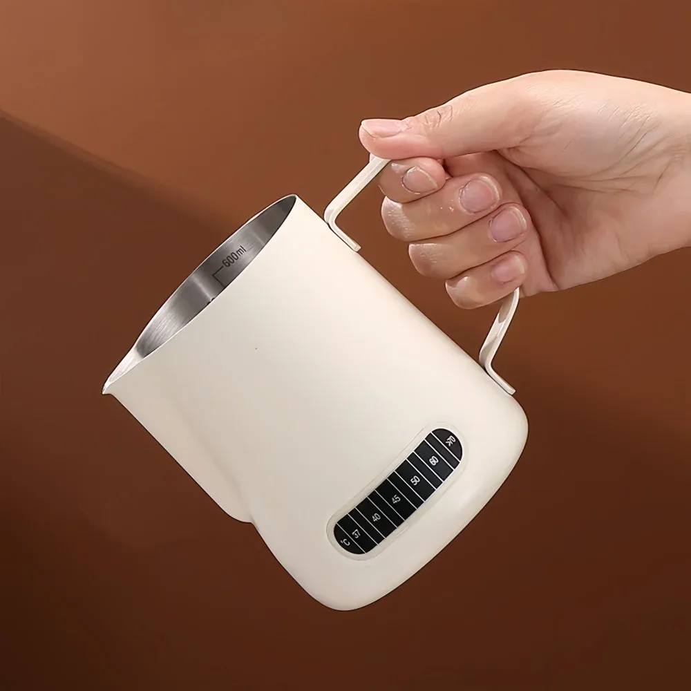 Pichet à mousser pour café et lait en acier inoxydable avec indicateur de température et graduations de volume 6