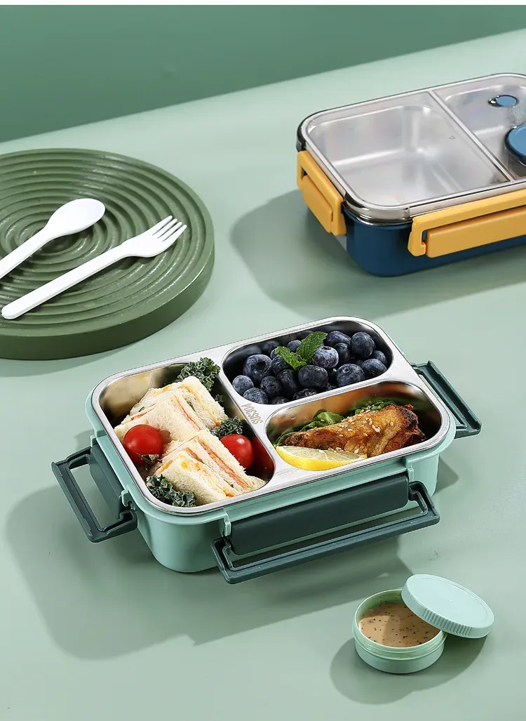 Boîte à déjeuner remplie de repas