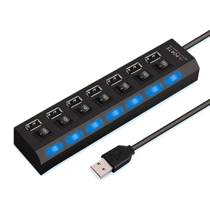 Hub USB connecté à un ordinateur