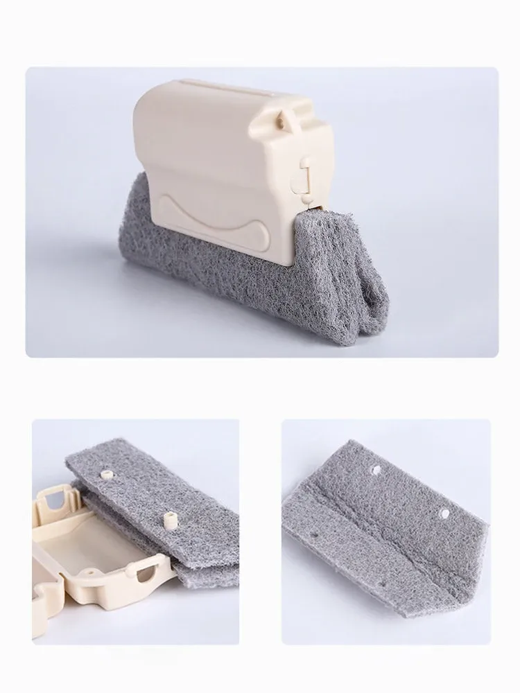 Nettoyage d'une baignoire avec la brosse Magic Window