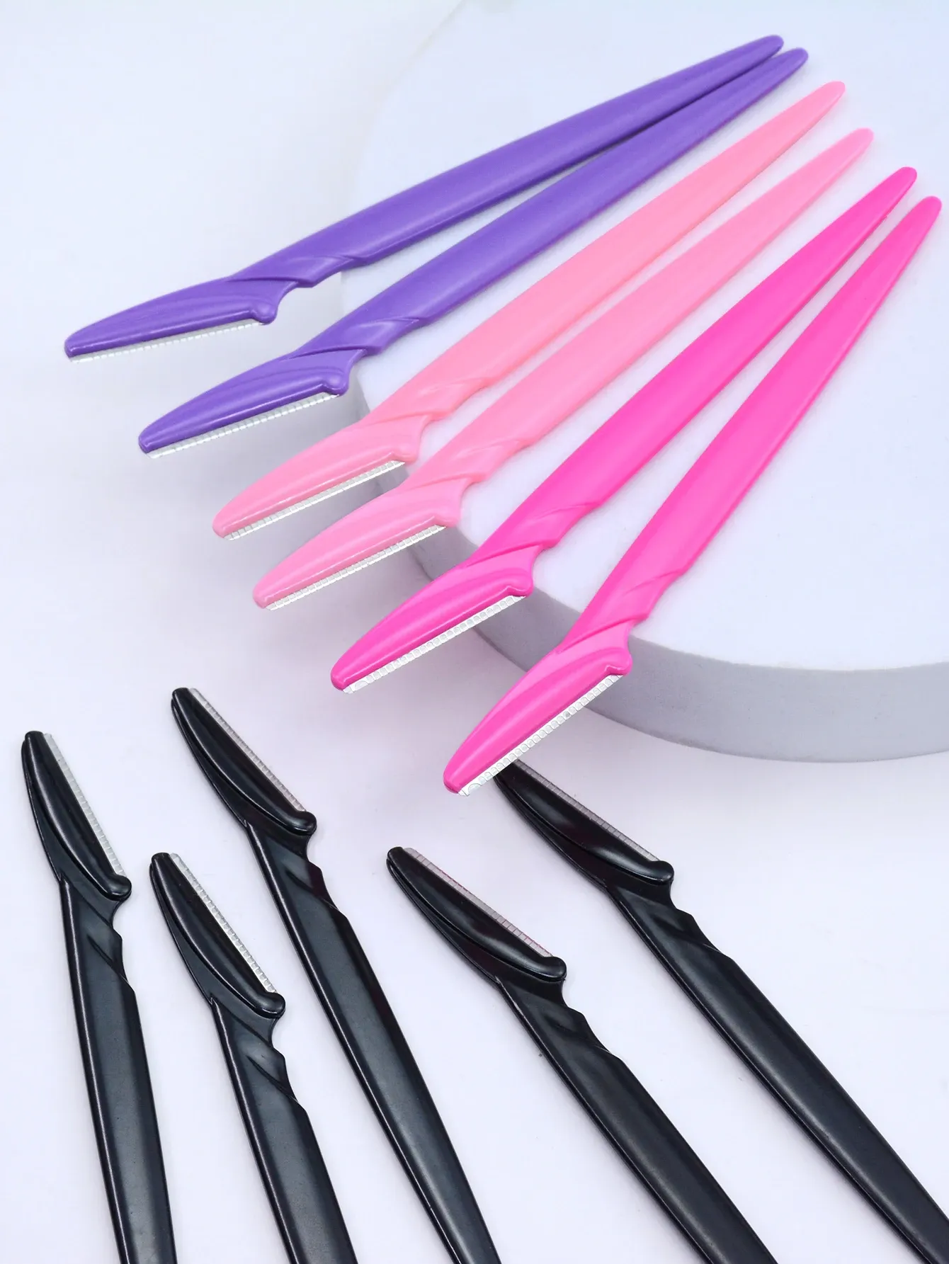 Coffret de 12 rasoirs portables OKAYLASH pour sourcils et visage