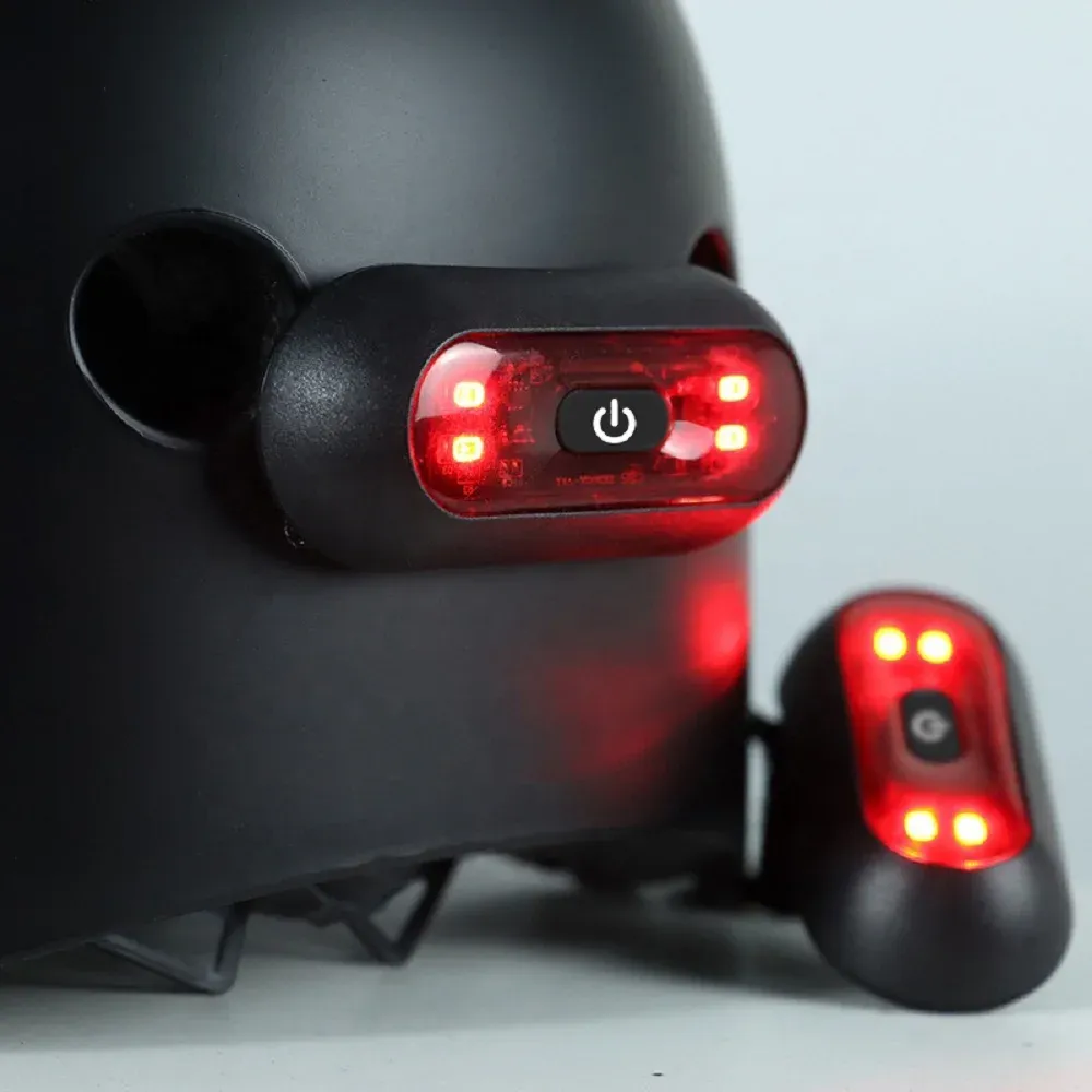 Feu arrière rechargeable pour casque à 4 LED, feu arrière pour moto et vélo, signal de sécurité, lumière LED étanche 4