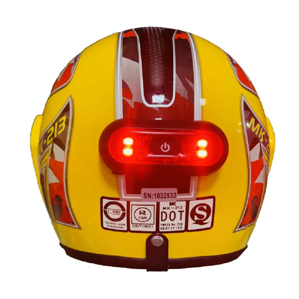 Feu arrière rechargeable pour casque à 4 LED, feu arrière pour moto et vélo, signal de sécurité, lumière LED étanche 6