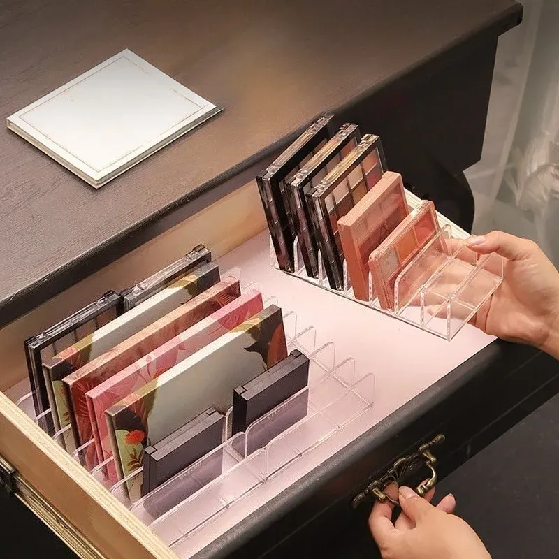 Organisateur acrylique pour palette de fards à paupières avec séparateurs, boîte de rangement à tiroir pour blush et poudre, étui anti-poussière pour coiffeuse et bureau 3