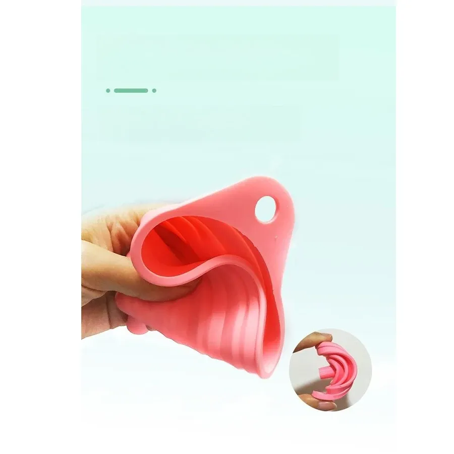 Entonnoir en silicone dans la cuisine
