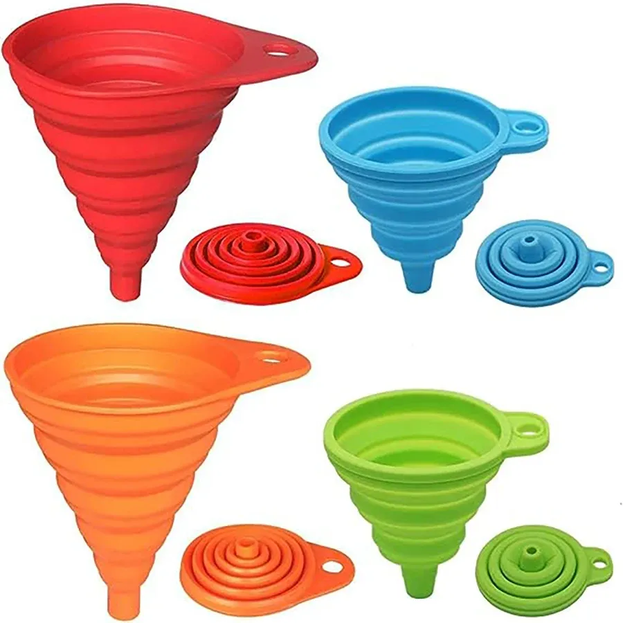 Entonnoirs pliés pour un rangement compact