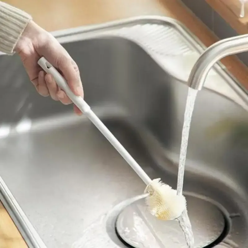 Brosse de nettoyage pour bouteilles et tasses