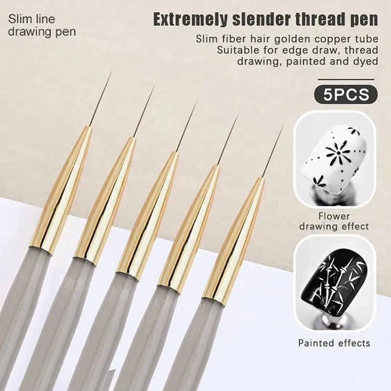 Pinceaux fins pour nail art, vue d'ensemble