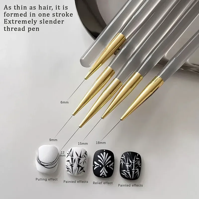Pinceaux fins pour nail art, détail du design