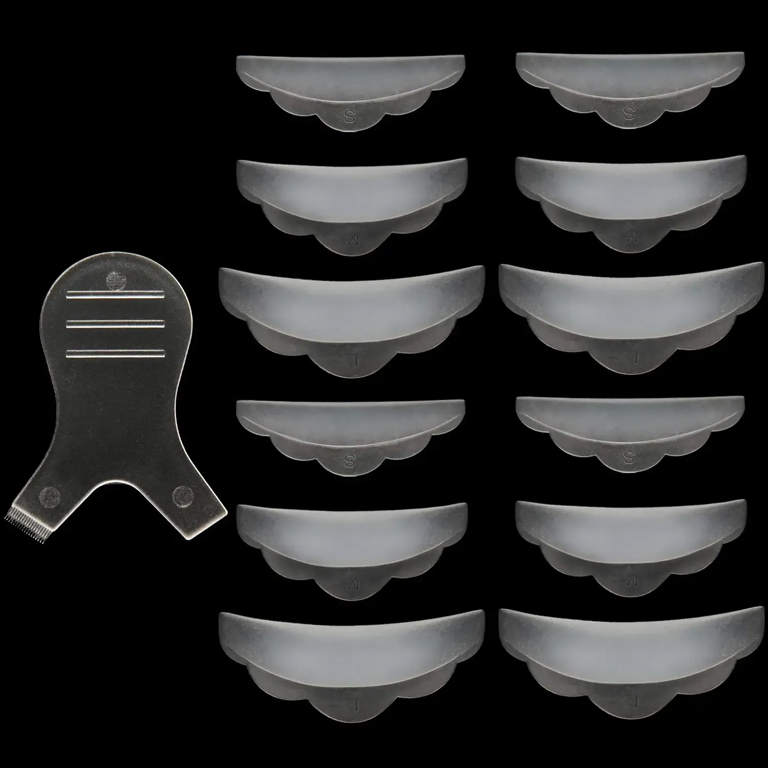 Kit de permanente de cils en silicone présenté avec ses accessoires