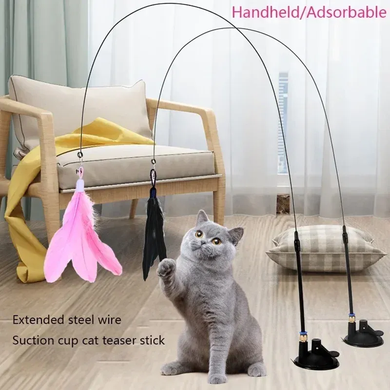 Jouet interactif pour chat en situation de jeu