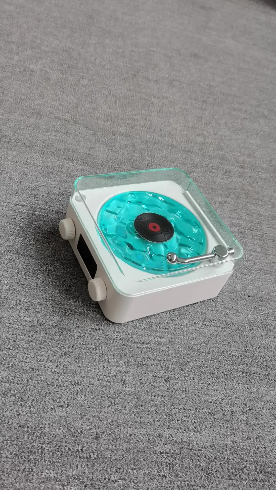 Mini enceinte Bluetooth rétro blanche au design vintage