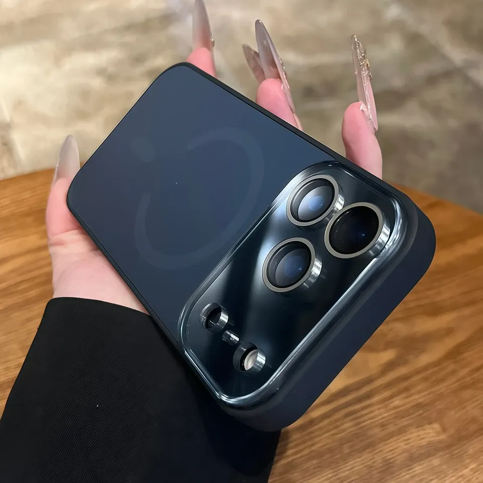 Coque magnétique MagSafe pour iPhone 11 à 17 Pro Max et iPhone 17 Air, avec fenêtre de charge 13