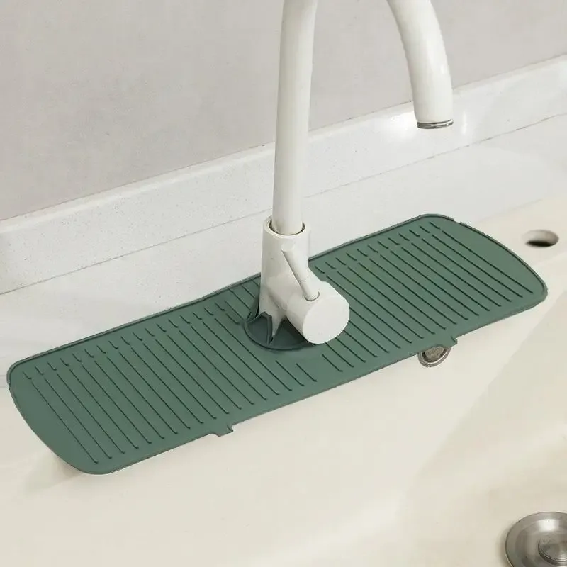 Protection anti-éclaboussures pour évier en silicone, détail de la texture