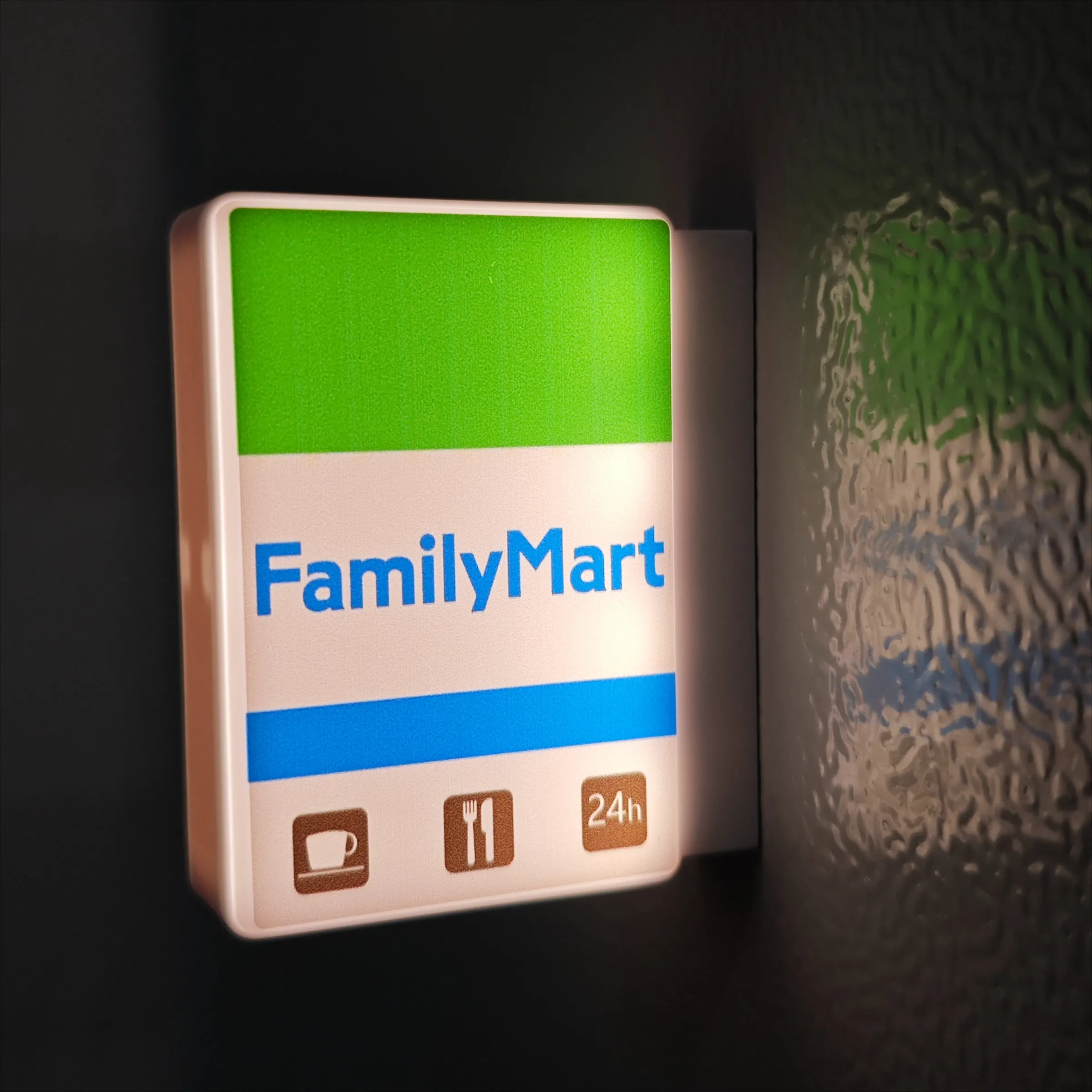 Mini boîte lumineuse LED rechargeable à aimant pour réfrigérateur, style enseigne de konbini Lawson FamilyMart CU et signalétique du métro de Tokyo, décoration d'intérieur, idée cadeau 11
