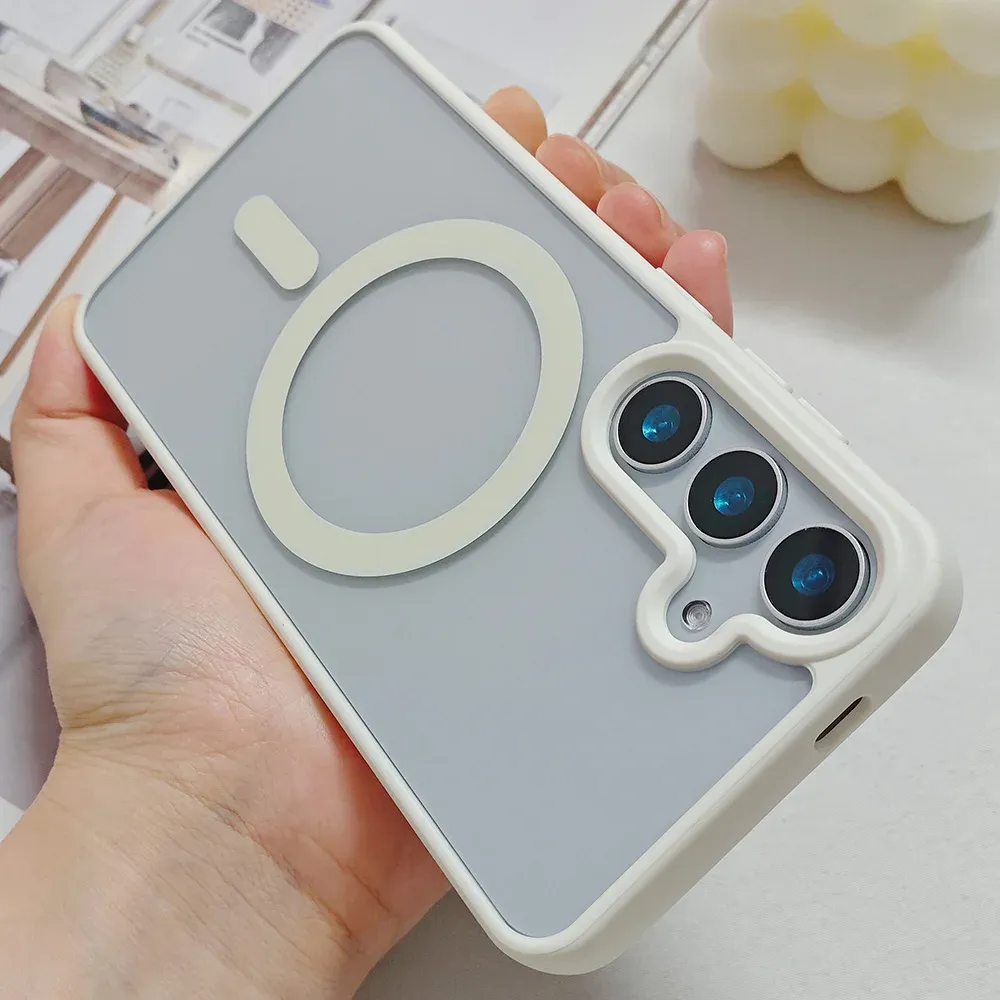 Coque magnétique givrée, mise en valeur du design