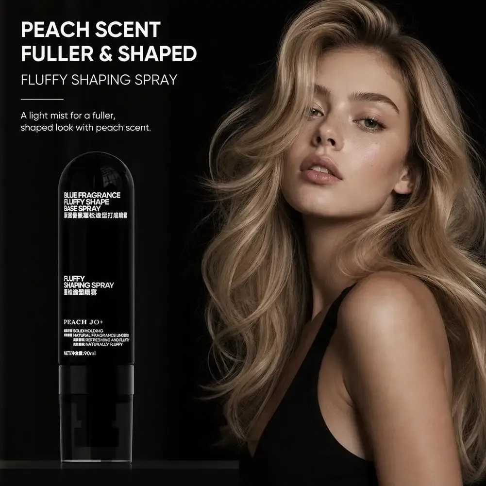Spray coiffant en situation de voyage