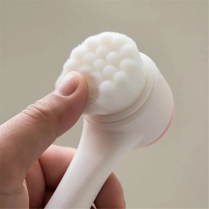 Brosse de nettoyage du visage, finitions