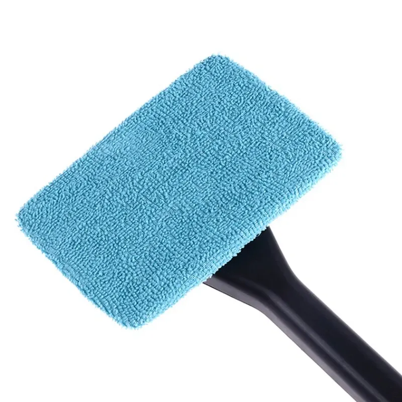 Accessoire de nettoyage de vitres pour automobile
