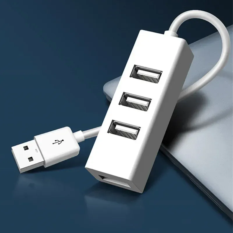 Hub USB en situation d'utilisation au bureau