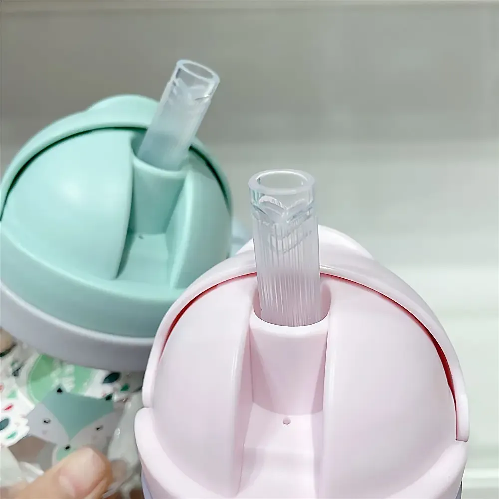 Gourde portable avec paille pour enfants, motif dessin animé, 250 ml 4