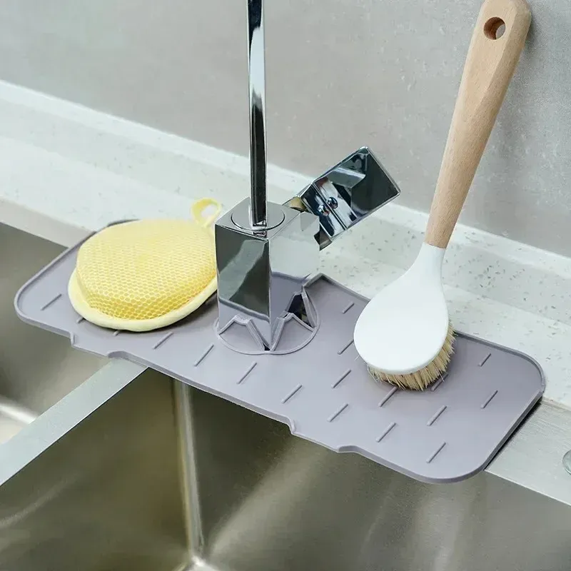 Tapis en silicone pour robinet de cuisine, protection anti-éclaboussures pour évier 2