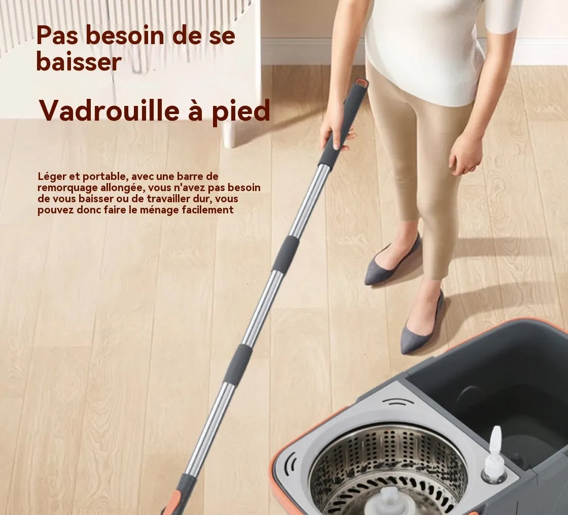 Nettoyage de carrelage avec la vadrouille rotative