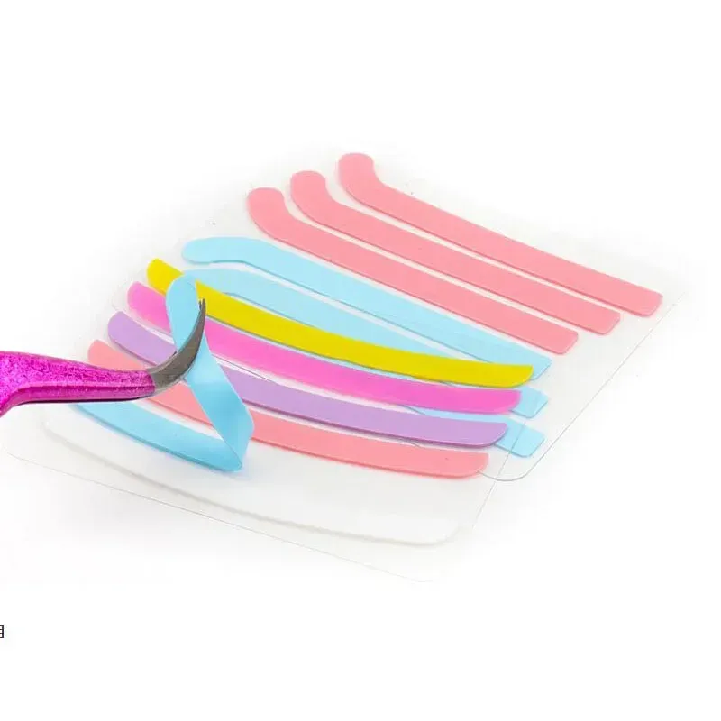 Bigoudis en silicone en situation d'utilisation