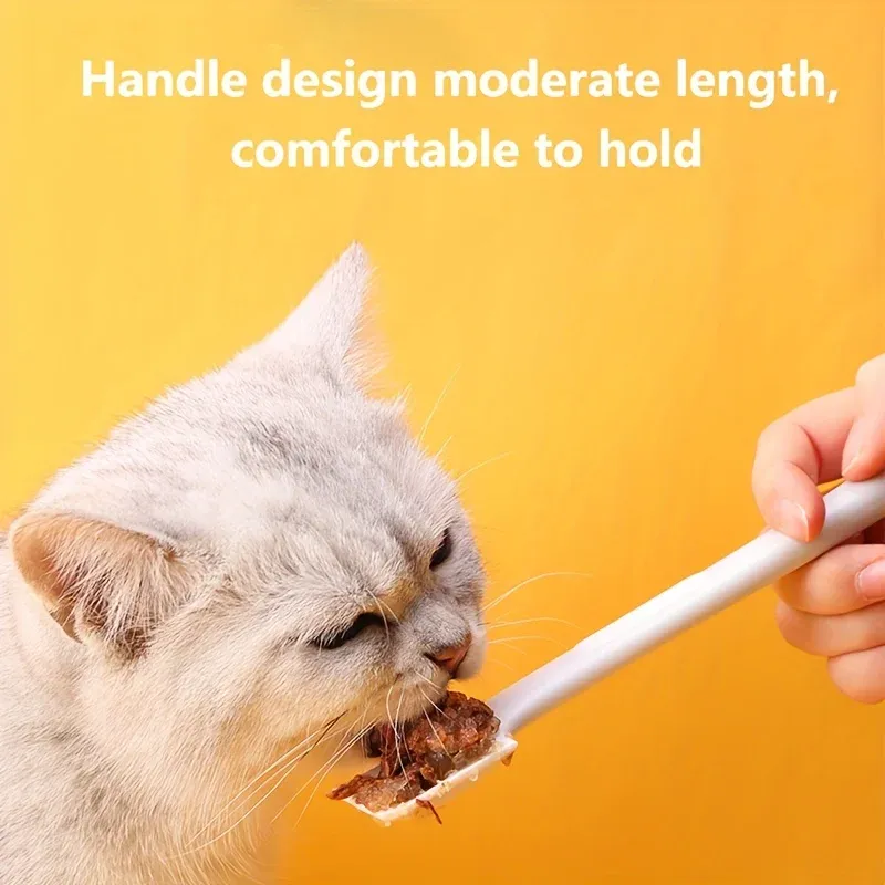 Détail de la cuillère en silicone pour animaux de compagnie