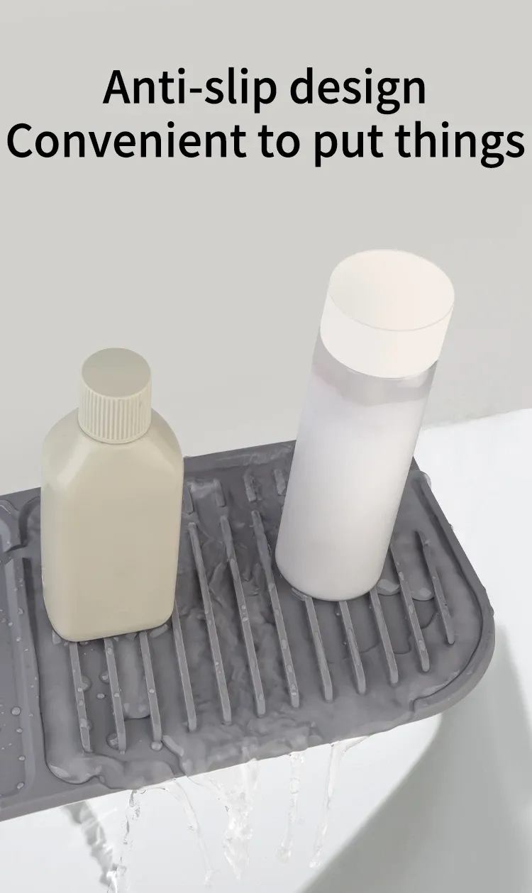 Tapis de robinet en silicone dans la cuisine