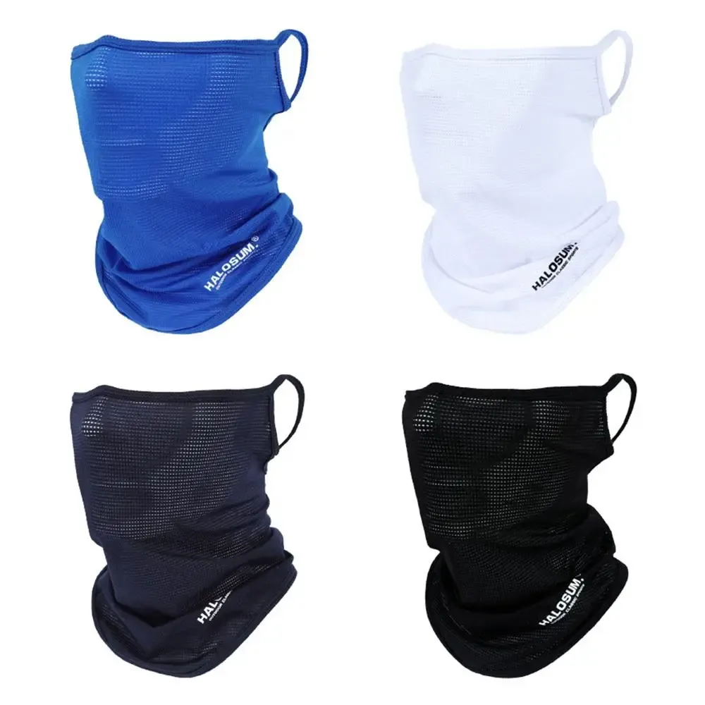 Masque en soie glacée porté en randonnée