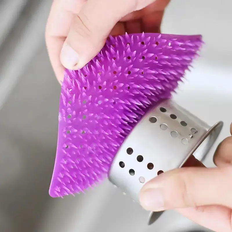 Brosse de nettoyage en silicone, finition soignée
